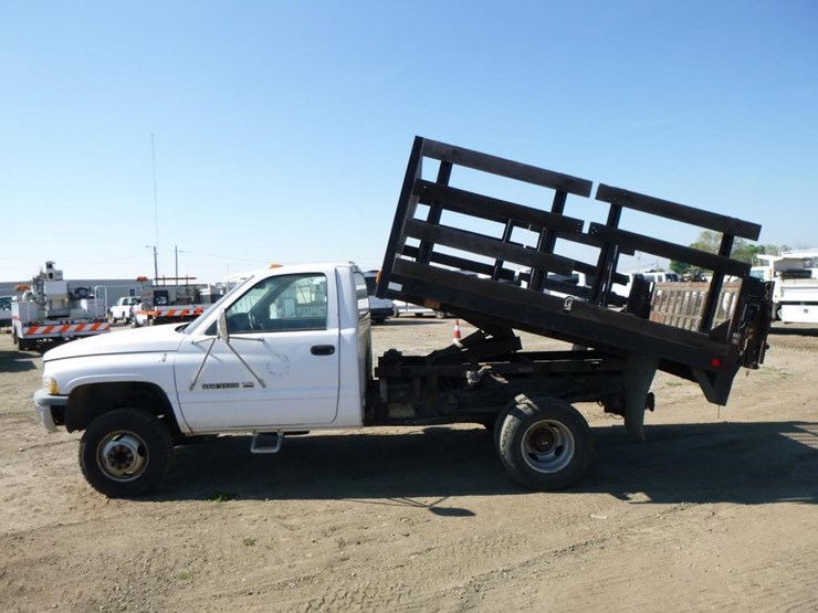 1999-dodge-ram-3500-image-6