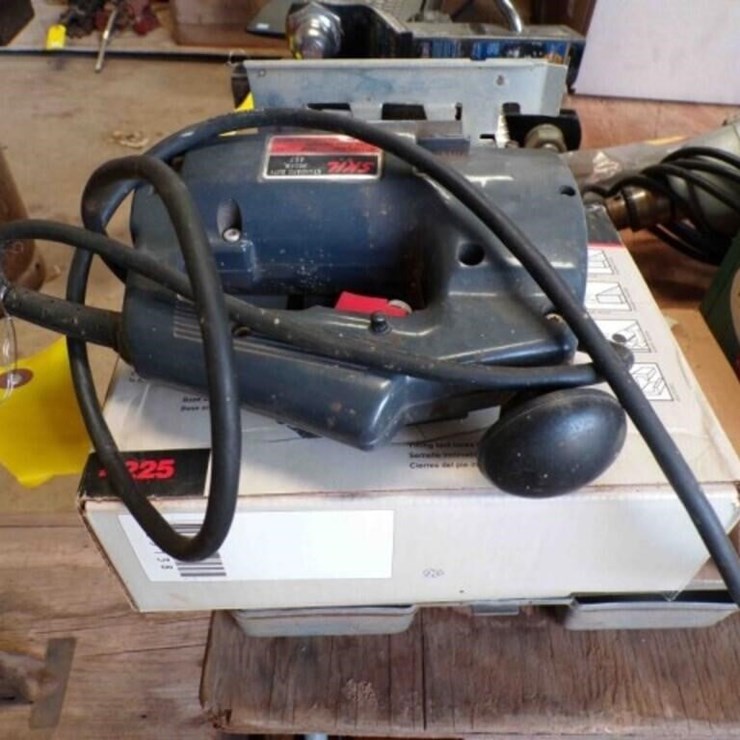 2-Skill jig saws, soldering gun