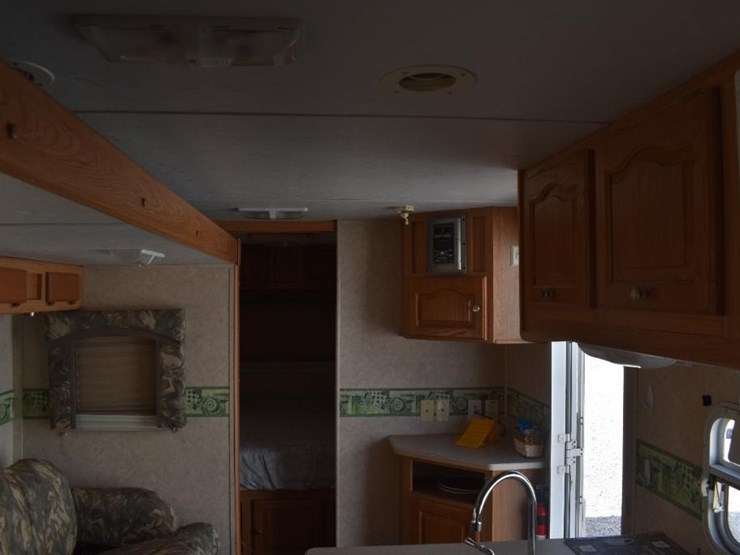 2008-forest-river-rockwood-8318ss-42661-image-31