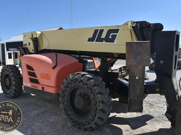 2015-jlg-g10-55a-image-26