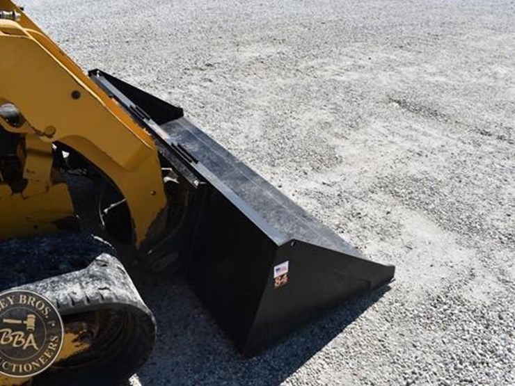 2023-caterpillar-259d3-image-27