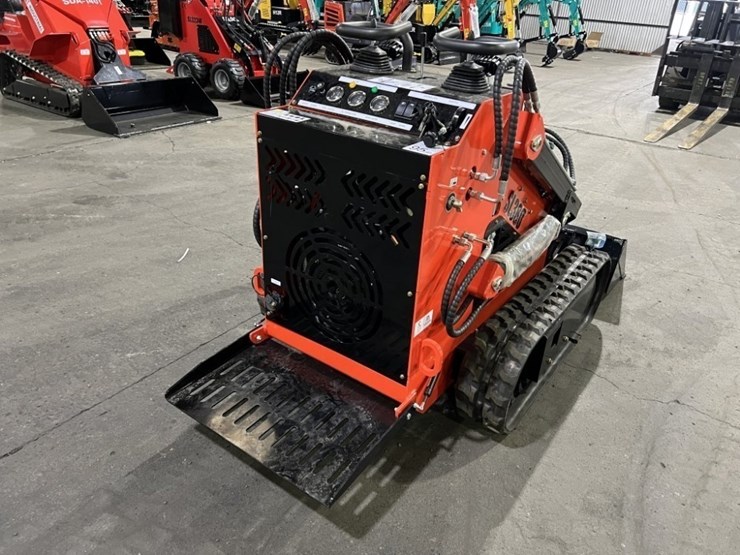 2026-sdlool-sl380-mini-compact-track-loader-image-4