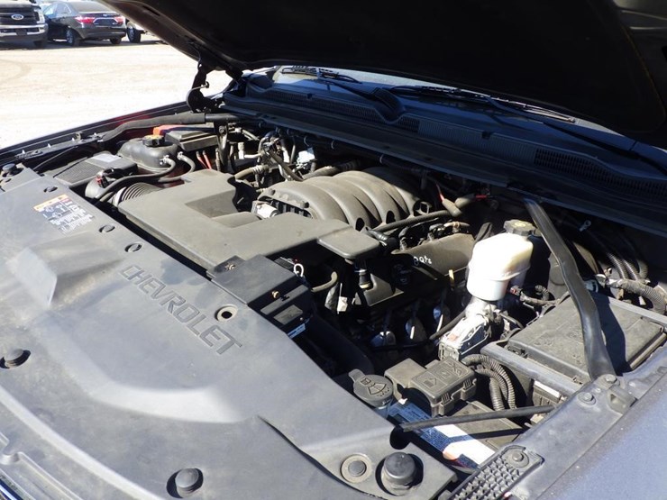 2019-chevrolet-tahoe-image-10