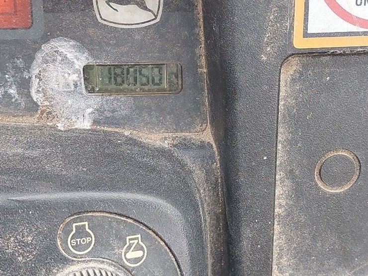 john-deere-850-image-16