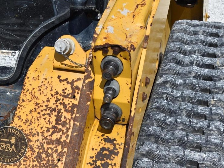 2020-caterpillar-289d3-image-30