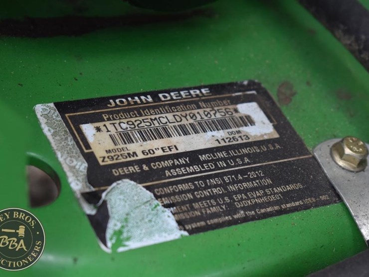 2013-john-deere-z925m-image-16