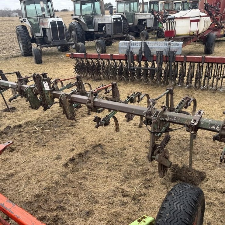 6 row cultivator