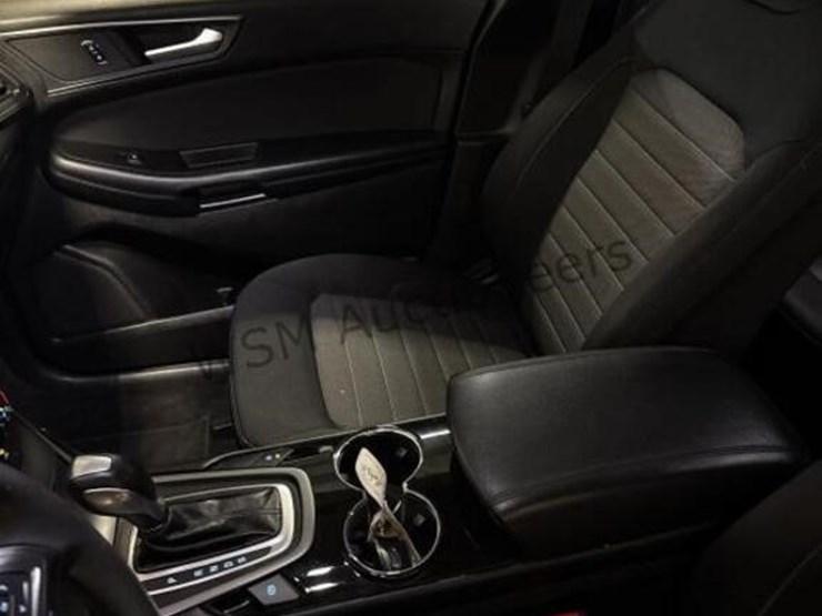 2018-ford-edge-se-image-21