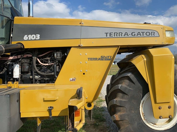 2006-terra-gator-6103-showing-7352-hrs-image-8