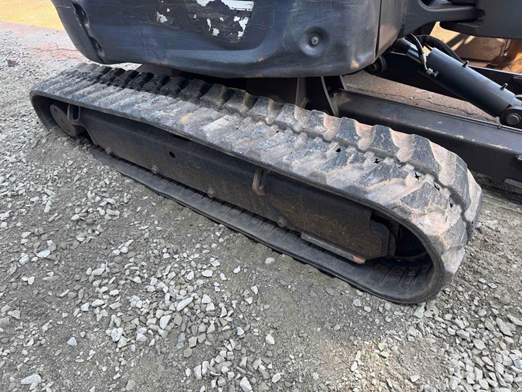 2020-bobcat-e35-image-16