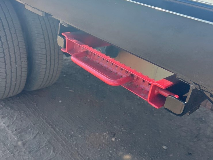 2019-ford-f350-xl-image-10