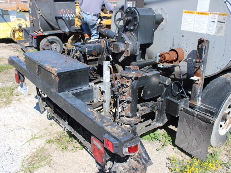 #2619-•-2003-etnyre-m4849-image-5