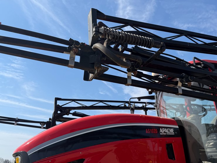 2011-apache-as1020-image-12