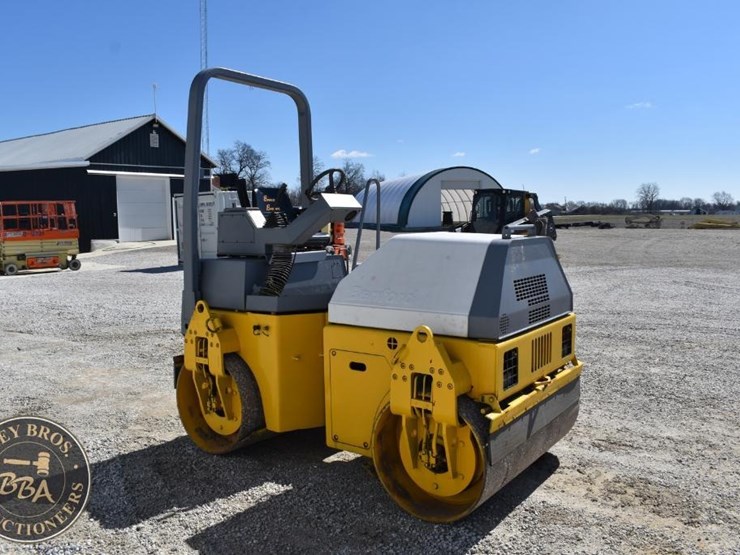 2010-benford-2010sd-image-29