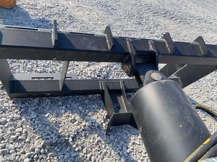 18"-skid-steer-auger-image-3