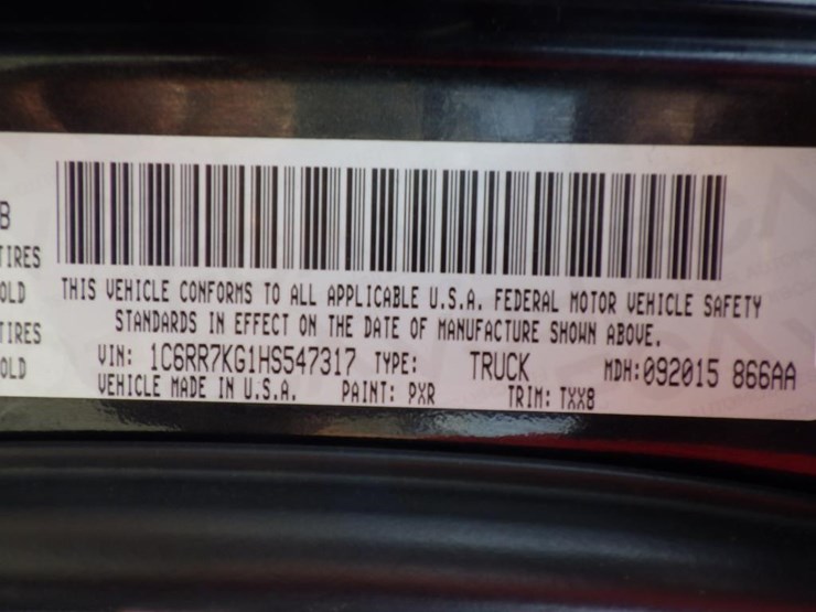 2017-dodge-1500-image-17