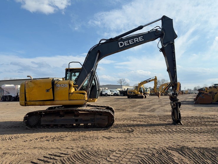 2008-deere-160d-lc-image-6