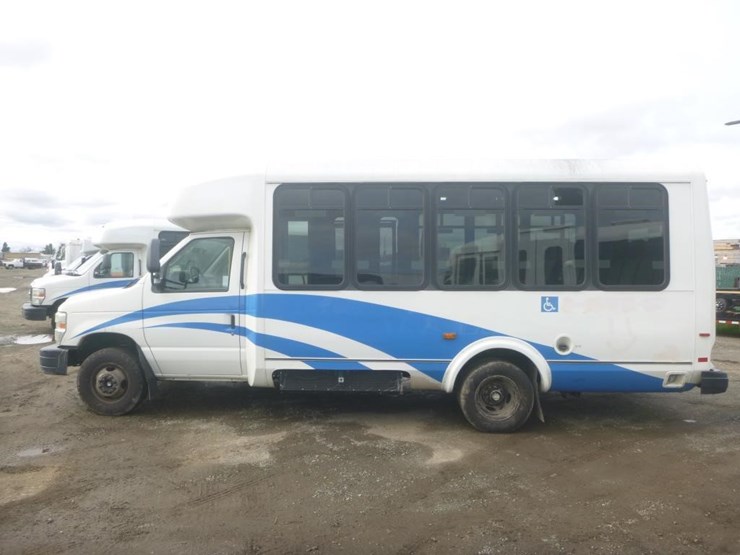 2014-ford-e450-image-6