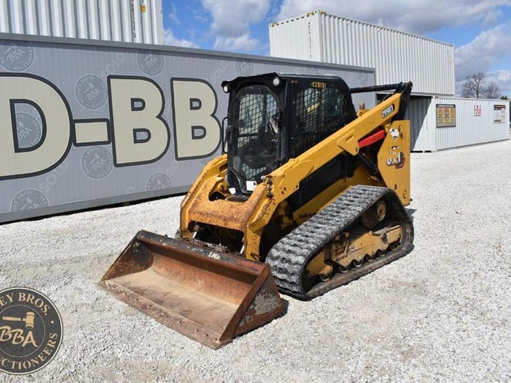2020-caterpillar-289d3-image-5