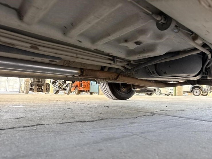 2017-ford-explorer-image-26