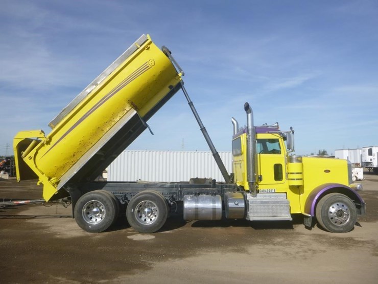 2014-peterbilt-388-image-13
