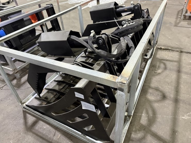 2026-greatbear-72"-rock-grapple-bucket-image-3