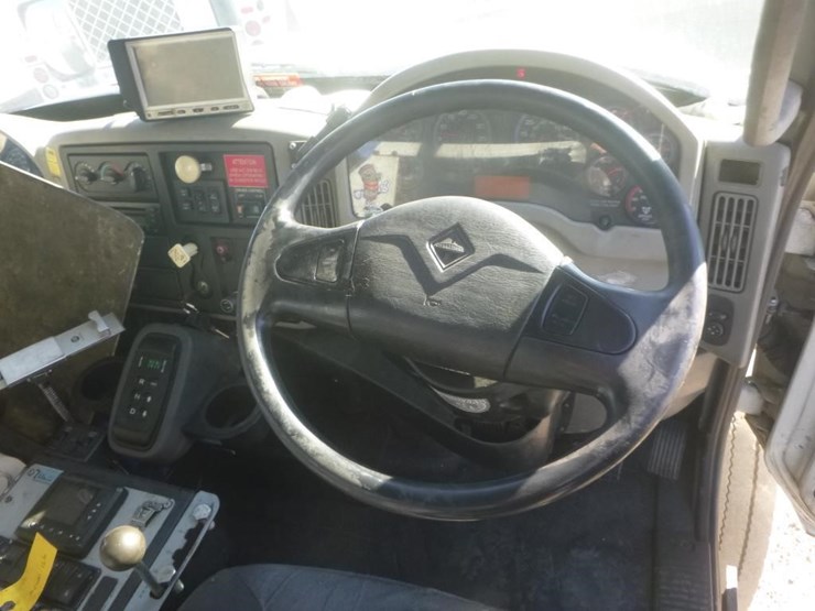 2014-international-4300-image-16