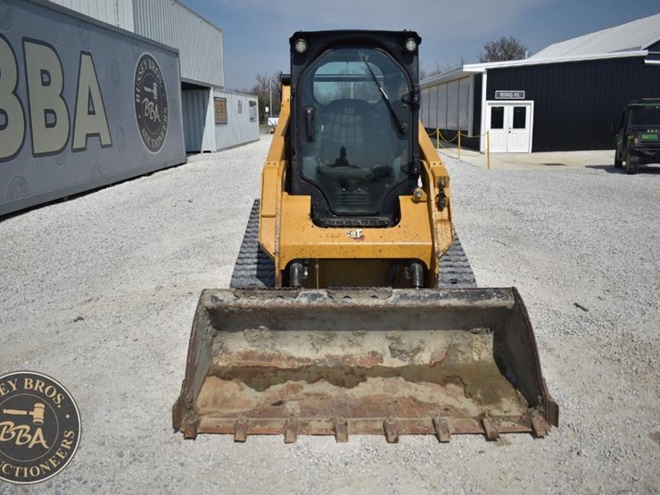 2023-caterpillar-259d3-image-13