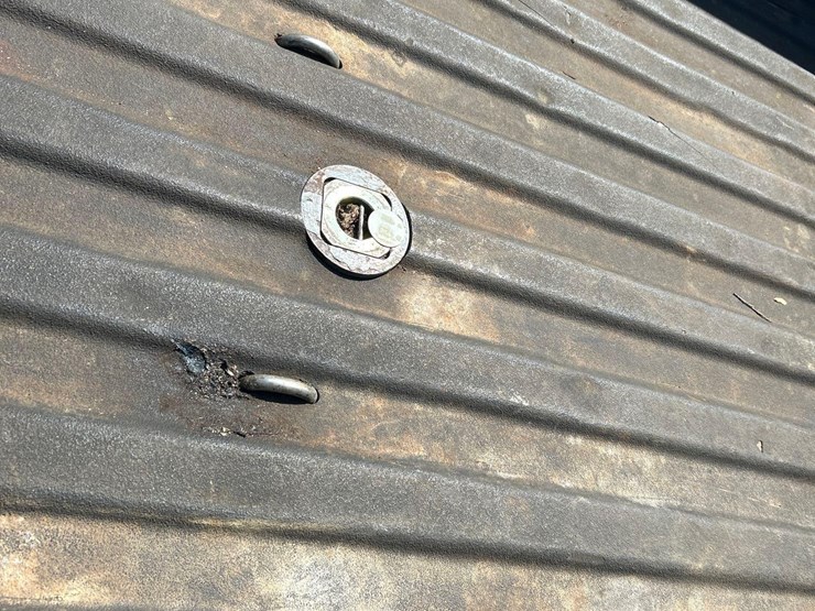 2015-chevrolet-silverado-ltz-2500hd-4x4-crew-cab-pick-up-truck-image-36