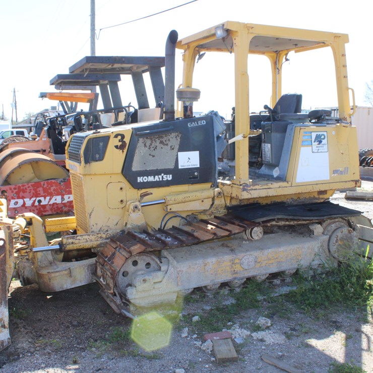 2006 KOMATSU D37PX-21A