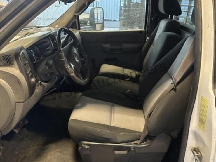 2007-chevrolet-silverado-3500hd-image-26