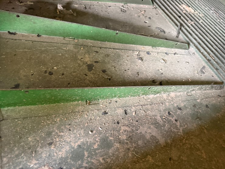 2014-john-deere-s670-image-92