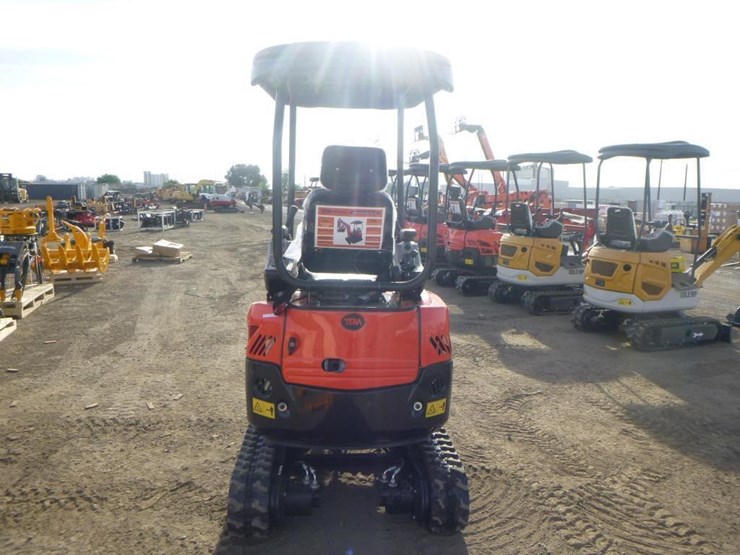 2025-tpm-20khydraulic-excavator-image-8