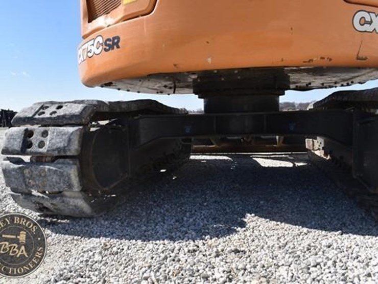 2022-case-cx75csr-image-60