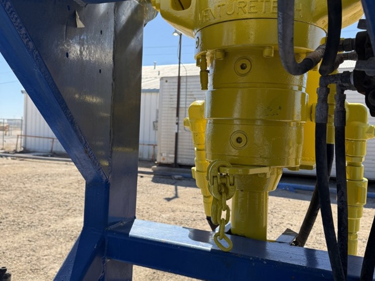 2014-caterpillar-c4.4-image-7