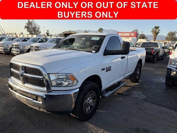 2016-dodge-2500-image-1