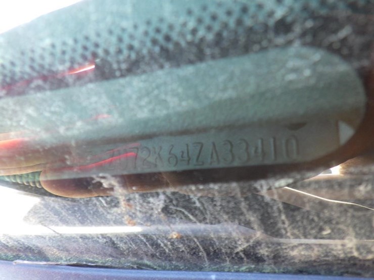 2004-ford-explorer-image-15