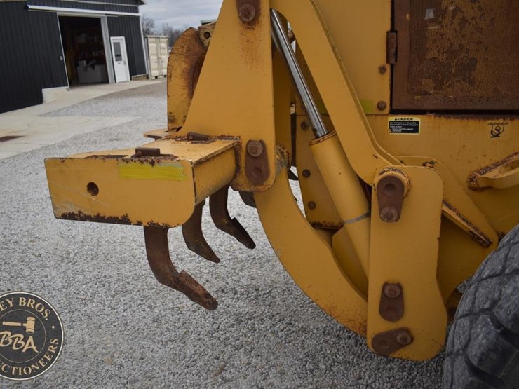 2007-deere-672d-image-41