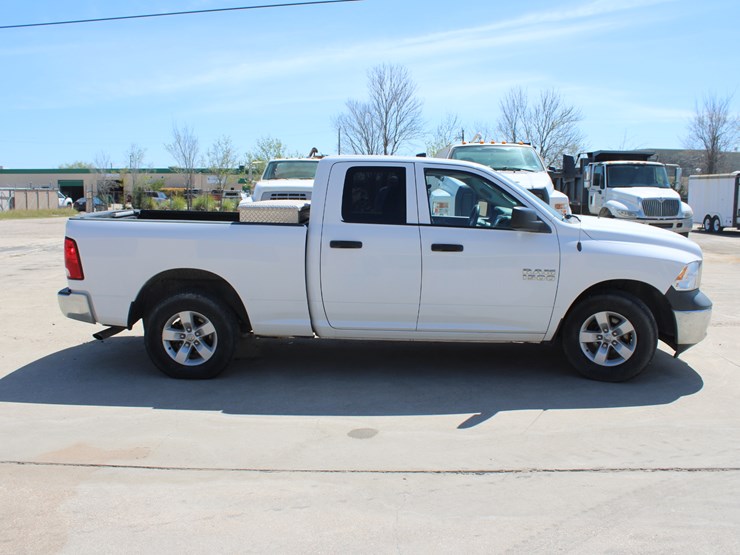 2017-dodge-ram-1500-image-2