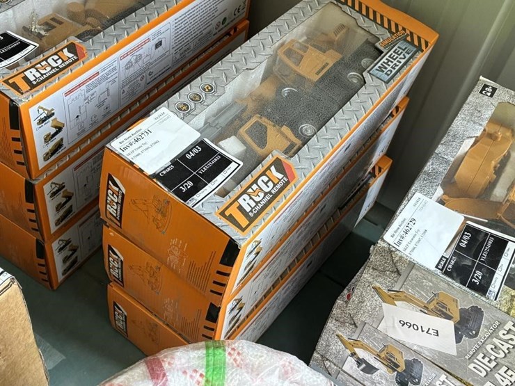 sklp-crane-toy-image-2