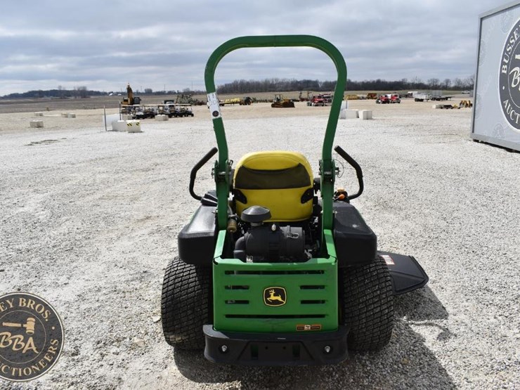2013-john-deere-z925m-image-4