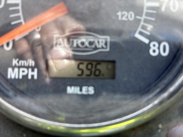 2010-autocar-xpeditor-image-13