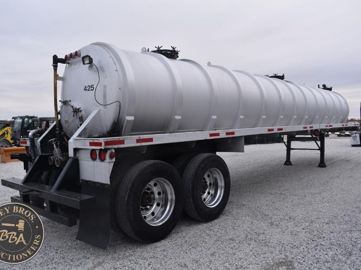 2008-troxell-tanker-image-34