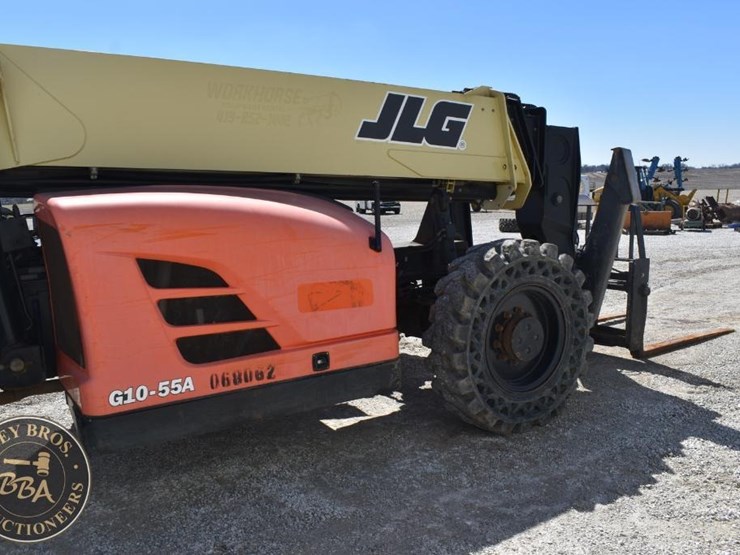 2015-jlg-g10-55a-image-23