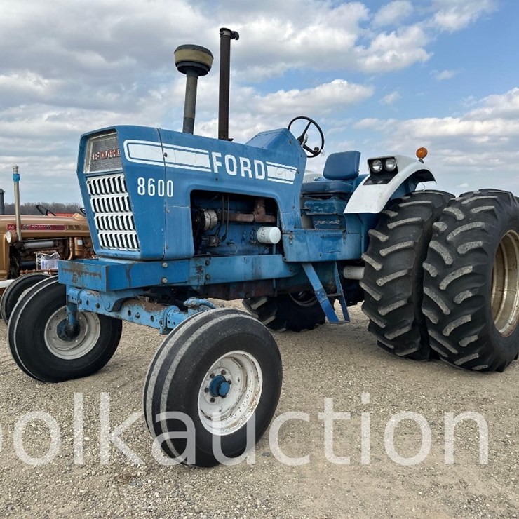 FORD 8600