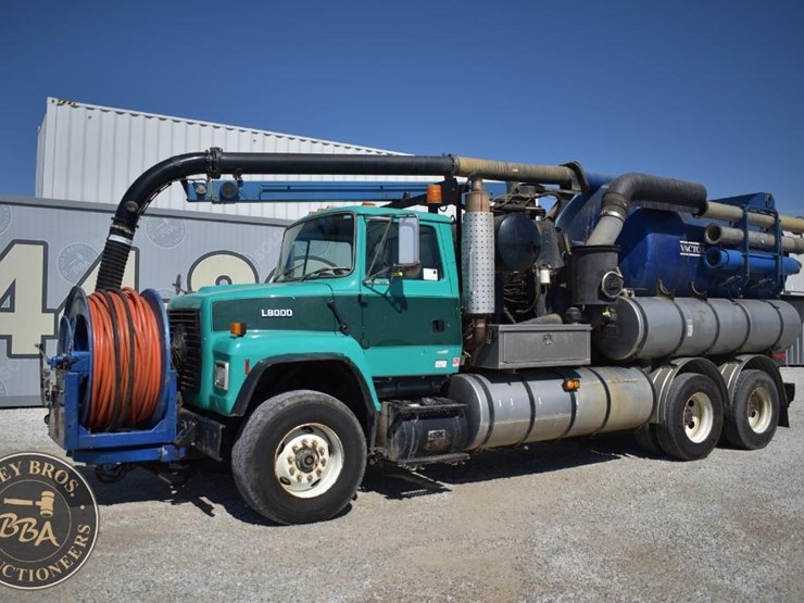 1996-ford-lnt8000-image-4