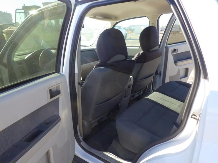 2009-ford-escape-image-7