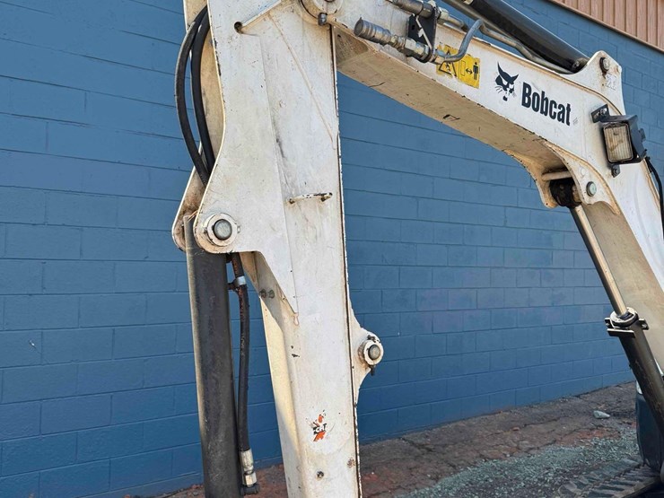2020-bobcat-e35-image-11