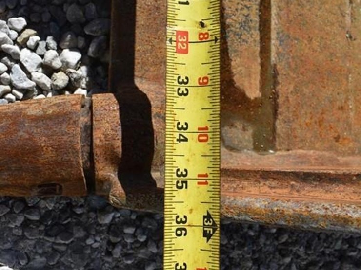 2022-case-cx75csr-image-43