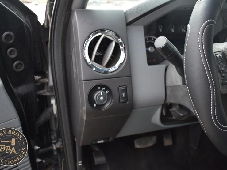 2014-ford-f250-sd-xlt-image-36